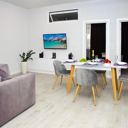 Orpheus Arcadia Sweet Apartment Odesa Exterior foto